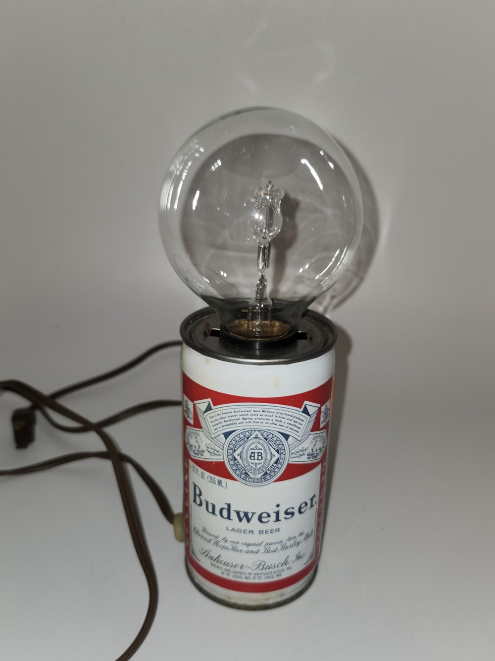 1970s Fleco Budweiser beer can lamp light globe bulb bar decor vintage